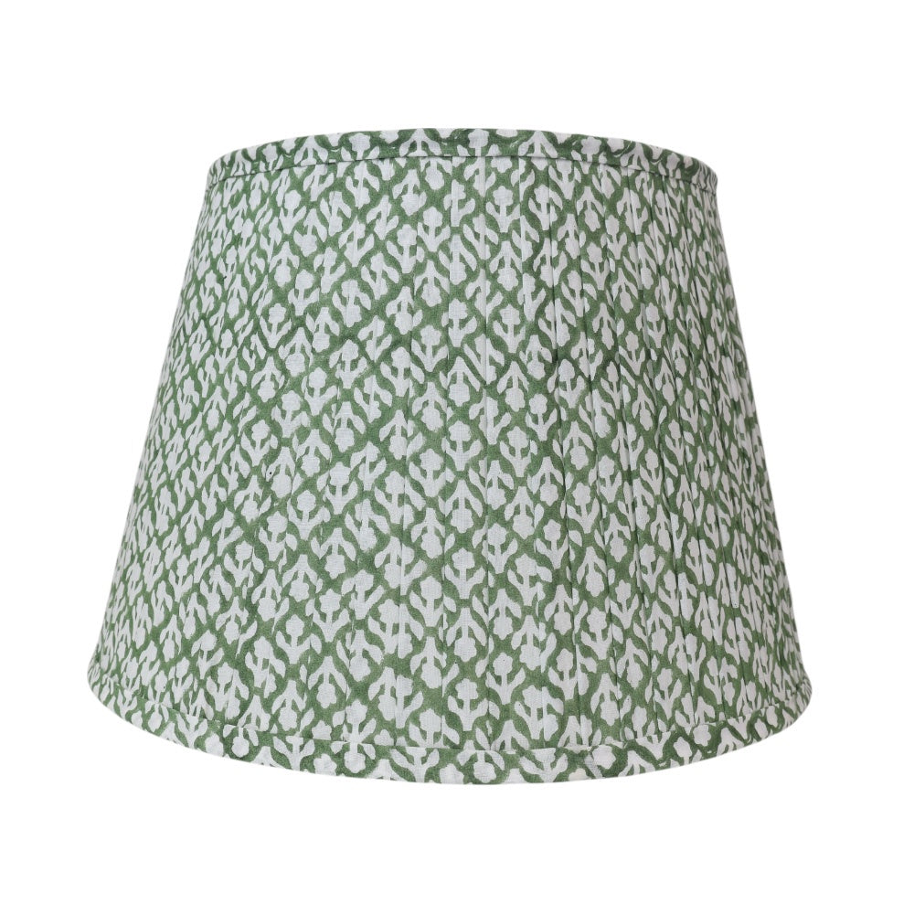Green Motif Gathered Shade M