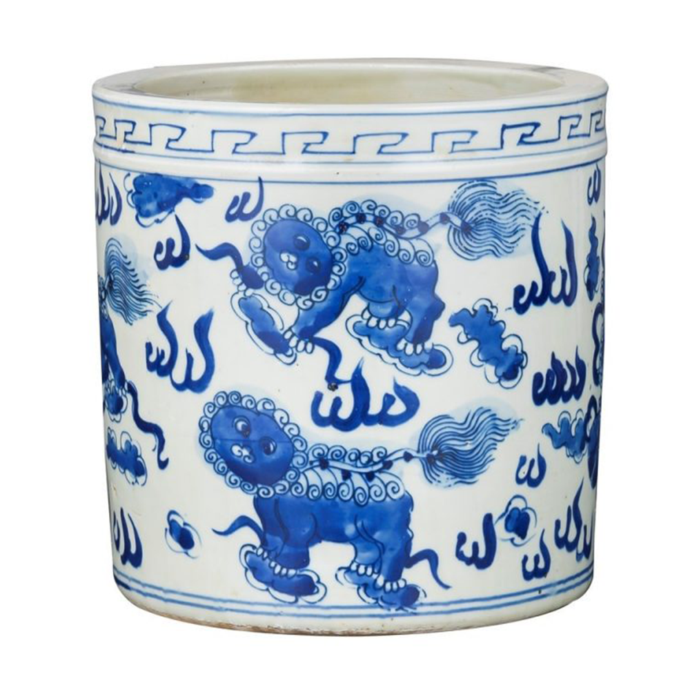 Blue And White Foo Dog Pot