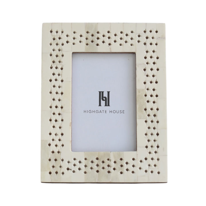 Dotted Bone Frame 4x6