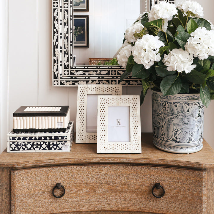 Dotted Bone Frame 5x7