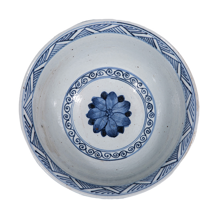 Dynasty Bowl Flower & Vine Motif.