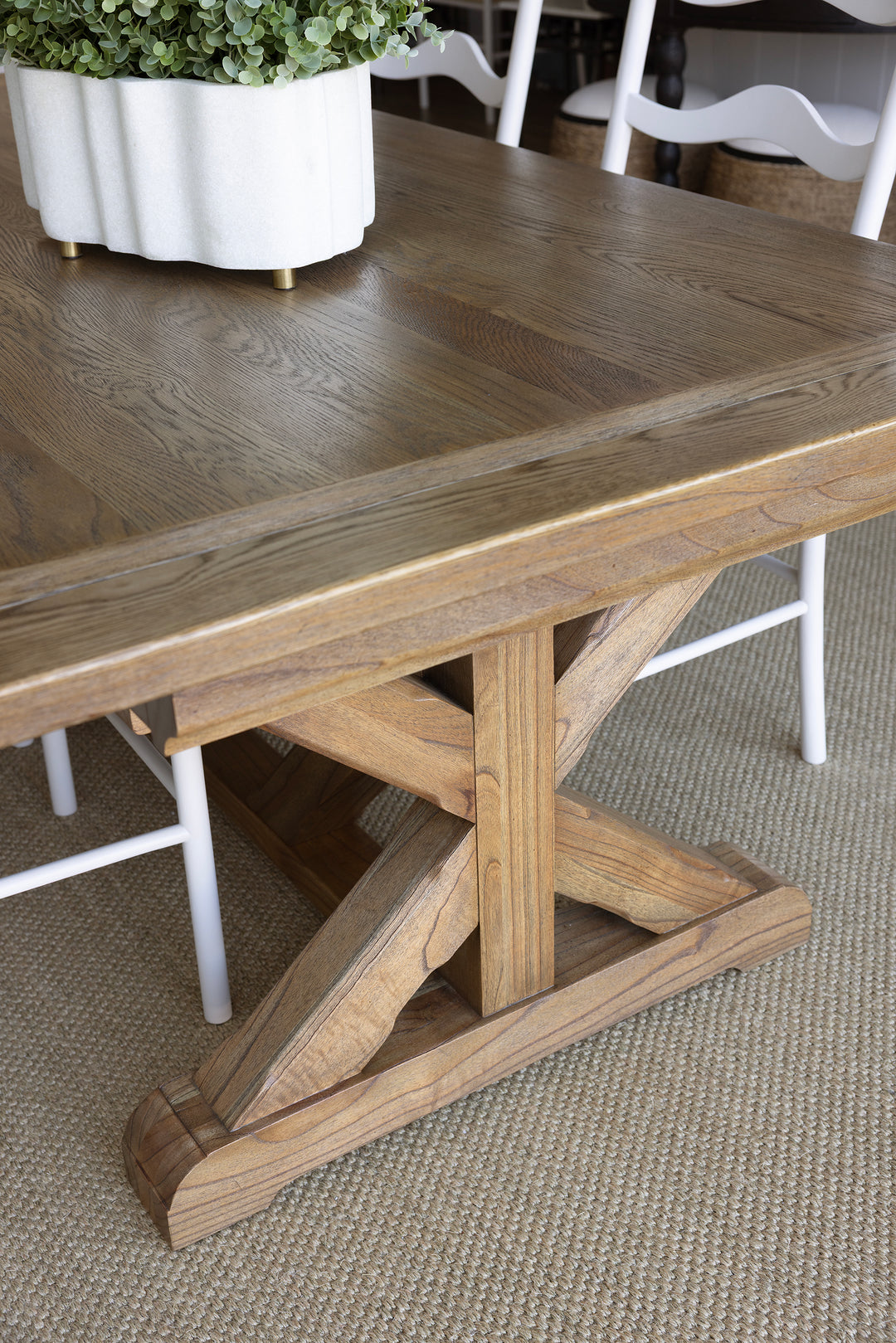 Hamilton Extendable Oak Dining Table