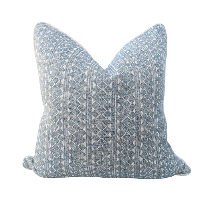 Ivory Diamond Striped Cushion