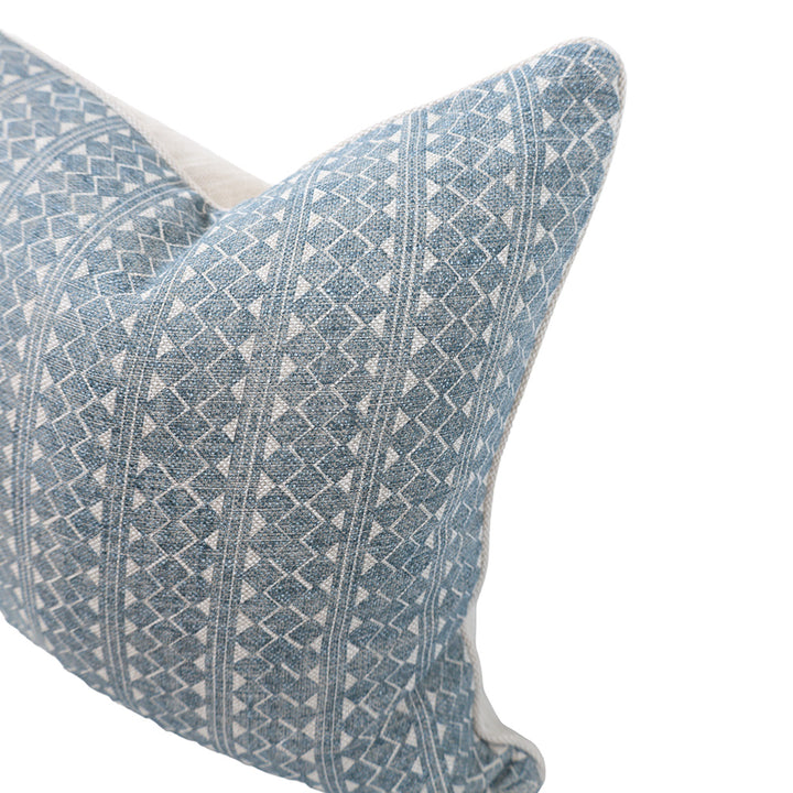 Ivory Diamond Striped Cushion