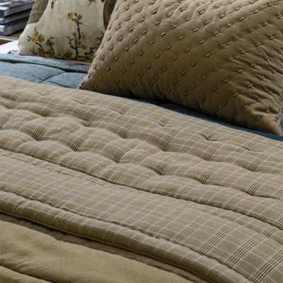 Mica Hazel Comforter Sml