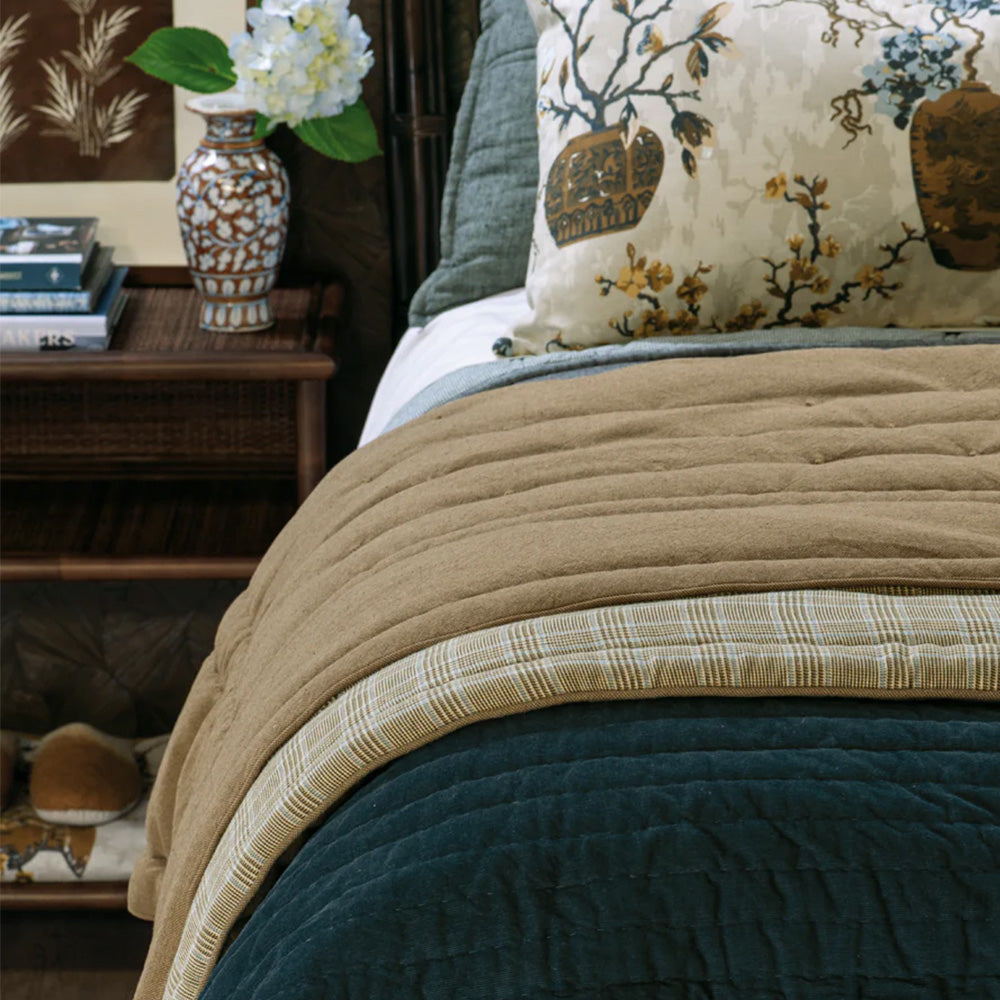 Mica Hazel Comforter Sml