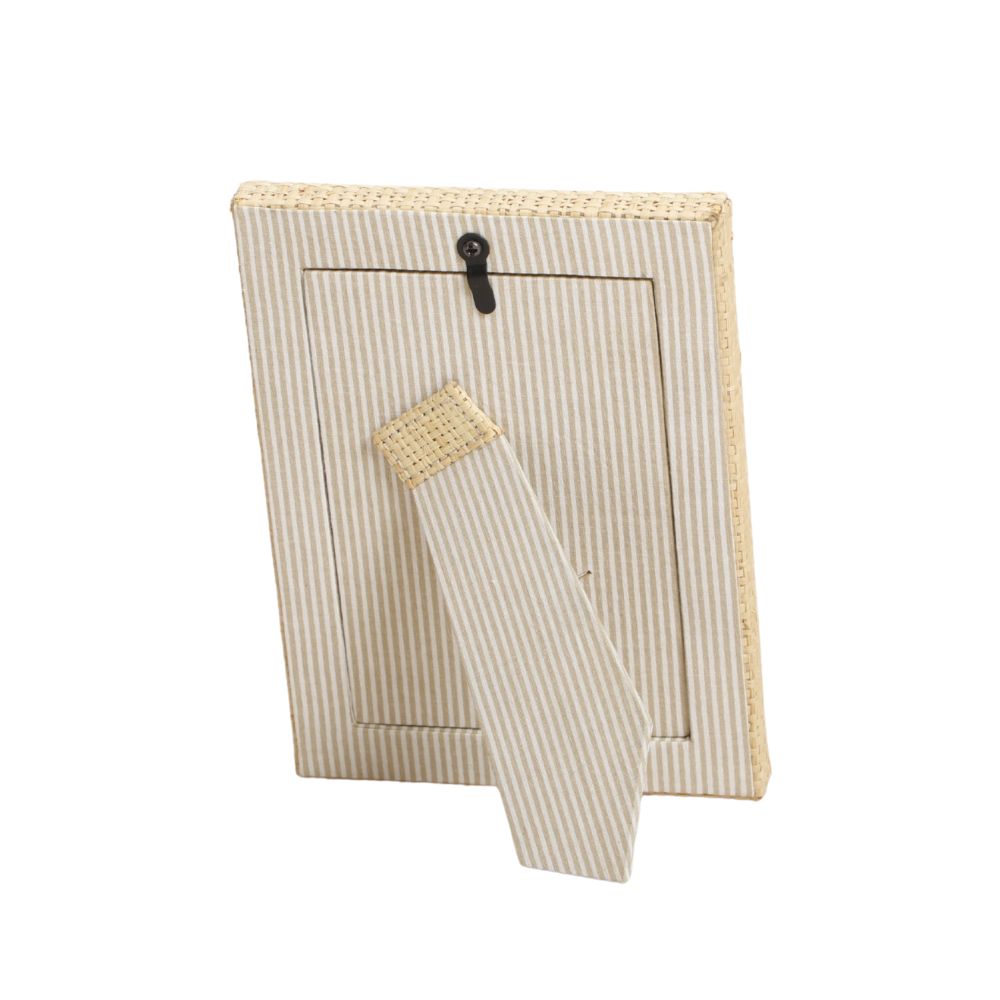 Back of raffia photo frame with natural pinstripe