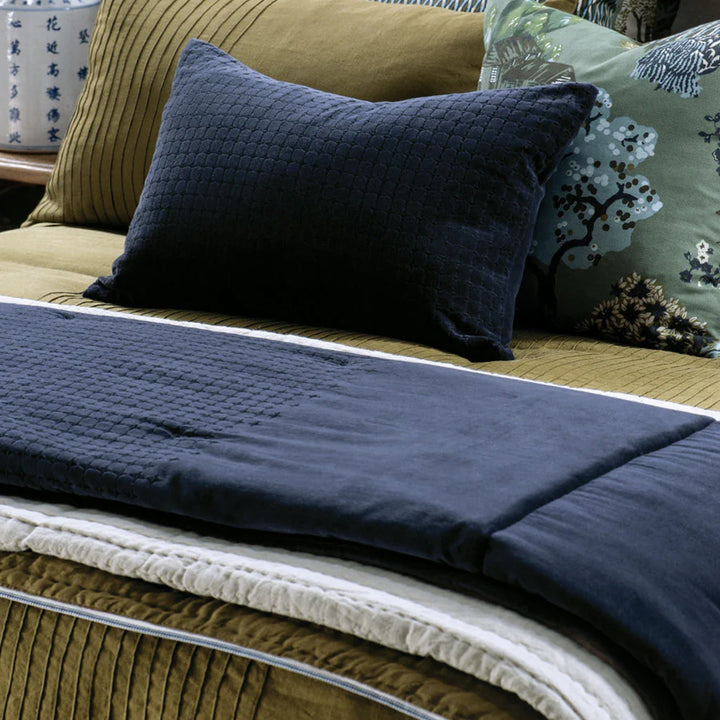 Petalo Indigo Comforter