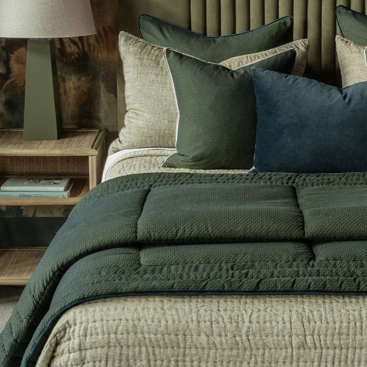 Tobiishi Spruce Green Comforter