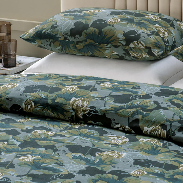 Waterlily Ocean Bedding Set