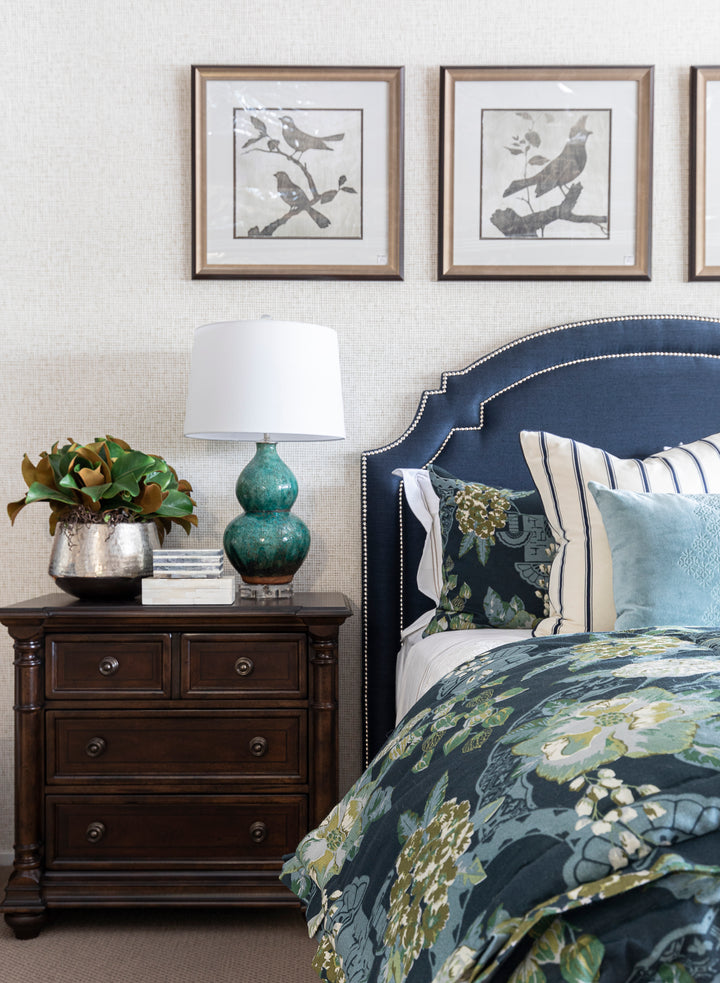 Manhattan Bedside Table