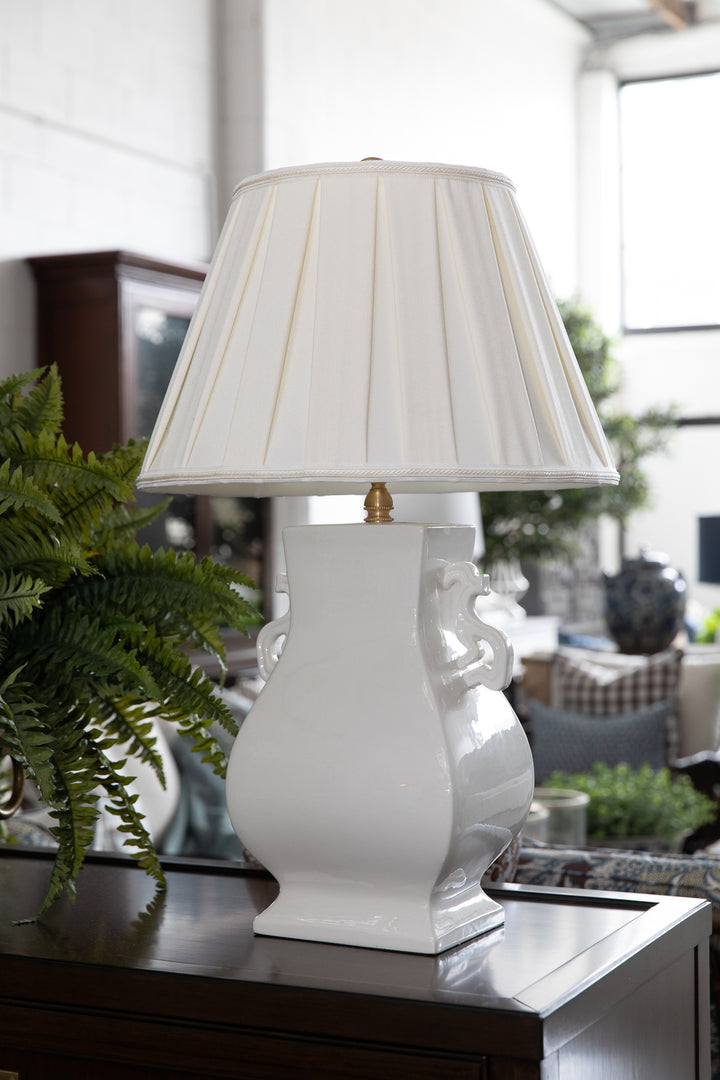 Aubrey Lamp
